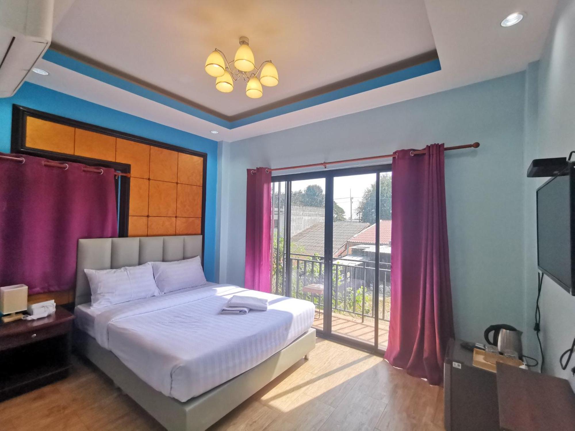 Kan Home Hotel Kanchanaburi Extérieur photo